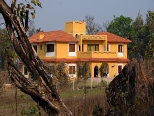 Courtyard House Hotel Kanha Luaran gambar