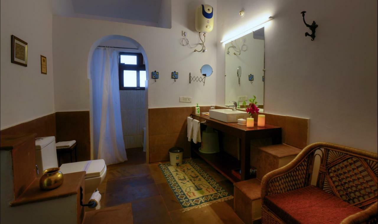 Courtyard House Hotel Kanha Luaran gambar