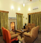 Courtyard House Hotel Kanha Luaran gambar